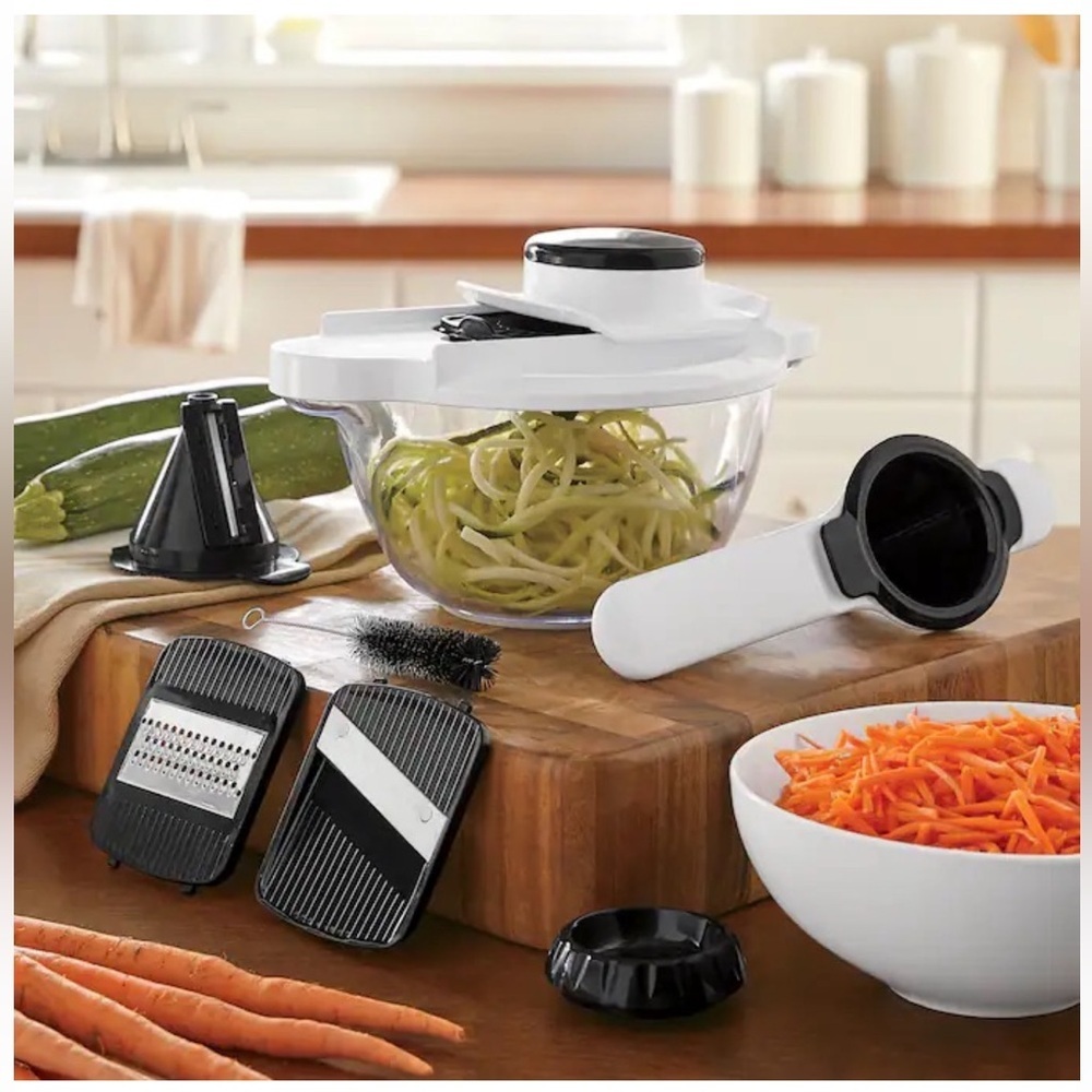 THE ELITE 5-IN-1 MANDOLINE & SPIRLALIZER 11-PIECE SET SEALED (NEW WITH TAGS)